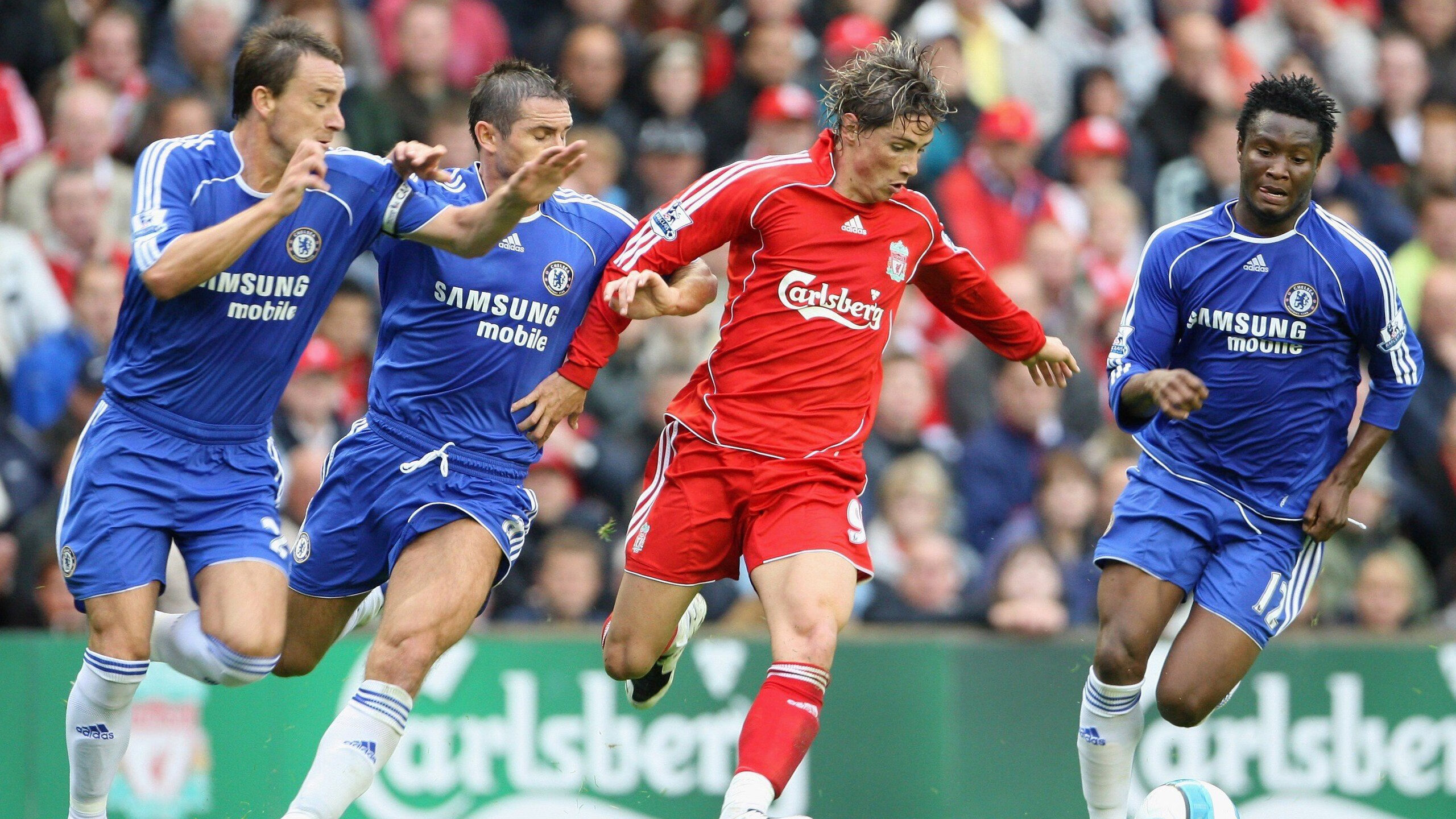 九游娱乐(jiuyou)官网-德甲激战：拜仁在补时阶段绝杀多特，榜首变化瞬间发生，德甲拜仁对多特